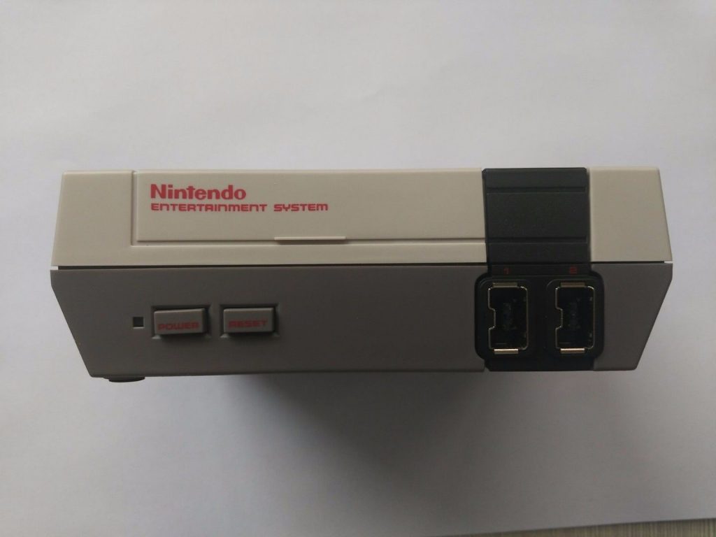 How to spot fake Nintendo NES Classic Mini game console